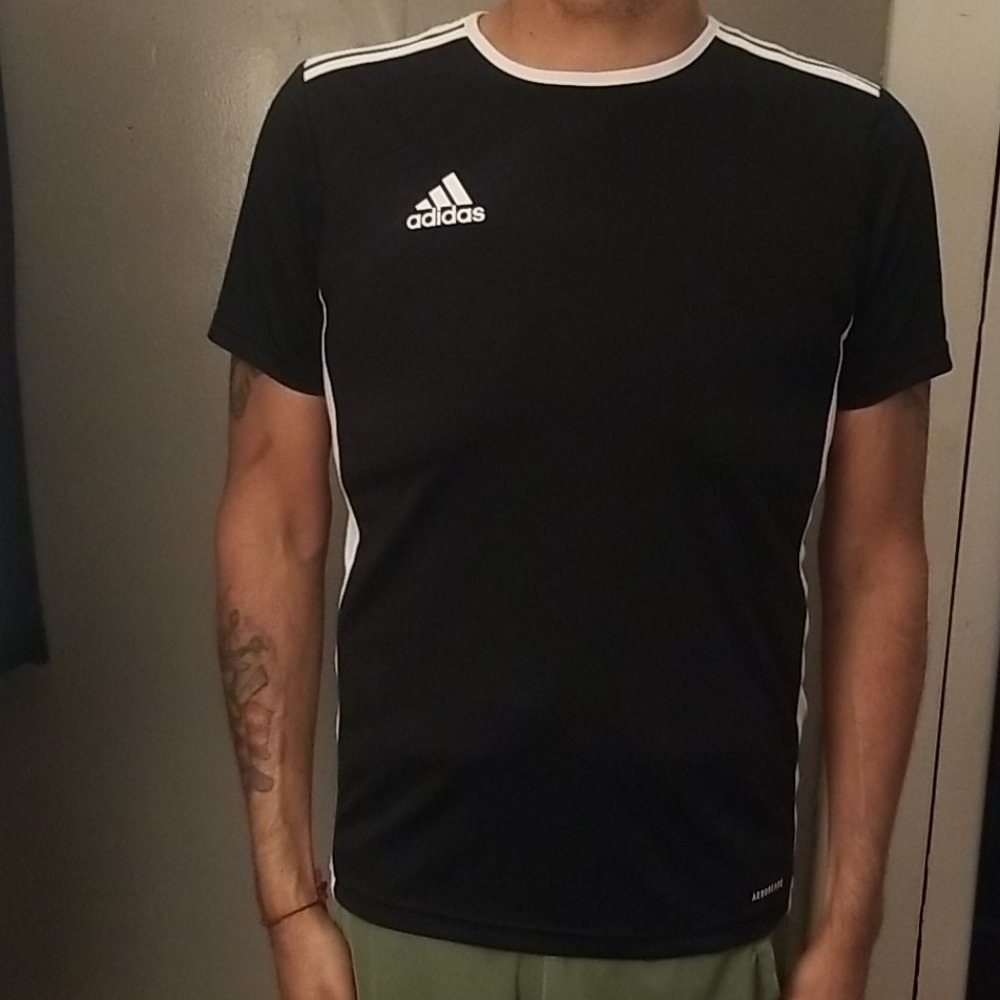 EXCELLENT CONDITION AEROREADY T SHIRT